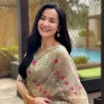 হানিয়া আমির ইন্সপায়ারড শাড়ি